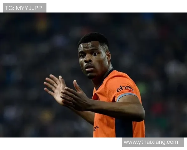 欧州足球明星的璀璨星光与传奇故事揭示他们的辉煌人生与赛场荣耀